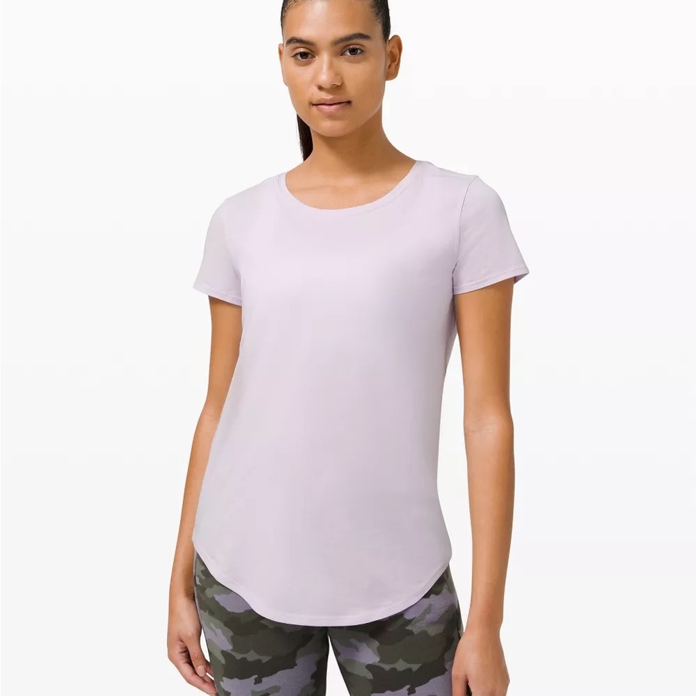 lululemon athletica Light Purple Short Sleeve Tee